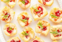 Cranberry Brie Bites: Festive Holiday Appetizer Recipe