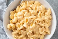 15-Minute Creamy Stovetop Mac and Cheese
