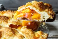 Perfect Summer Peach Pie Recipe: Flaky Crust & Juicy Filling