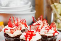Bloody Cupcakes Topped with Shattered Sugar Glass