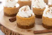 Mini Pumpkin Cheesecakes with Gingersnap Crust