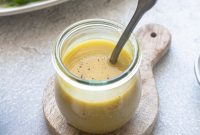 Homemade Honey Champagne Vinaigrette Recipe for Salad Dressing