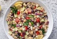 Greek Quinoa Salad with Feta, Cucumber and Olives