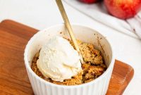 Individual Apple Crumble Recipe for One — Quick Comfort Dessert
