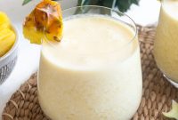 How to Make a Pina Colada: Pineapple Rum Cocktail
