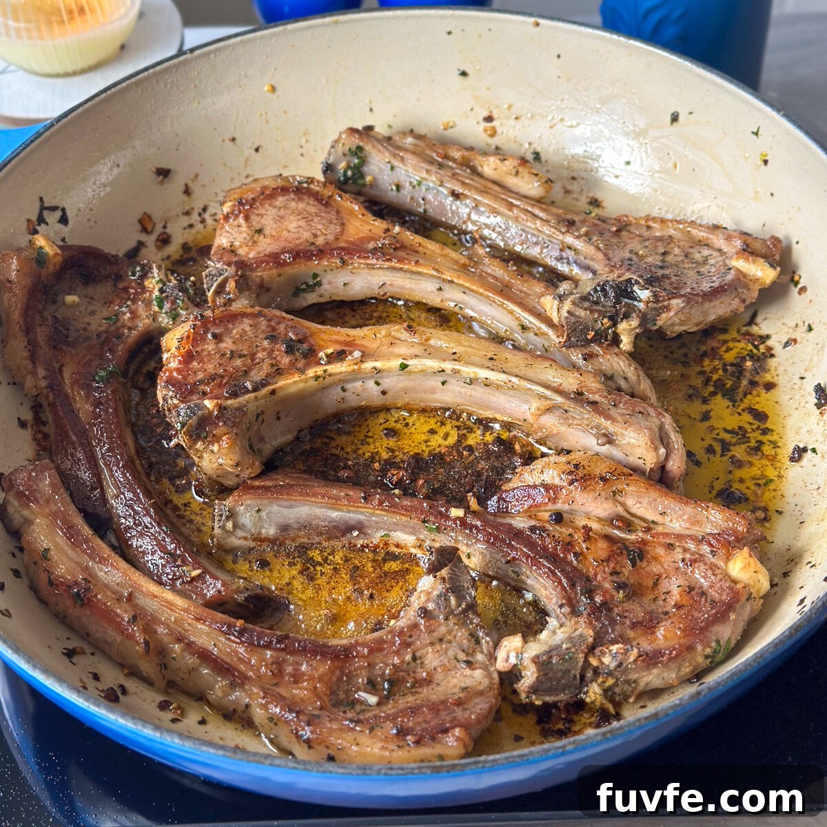 Garlic and Rosemary Lamb Chops Recipe: Crispy, Juicy, Oven-Roasted 6 Sear on each side for 3-4 minutes!