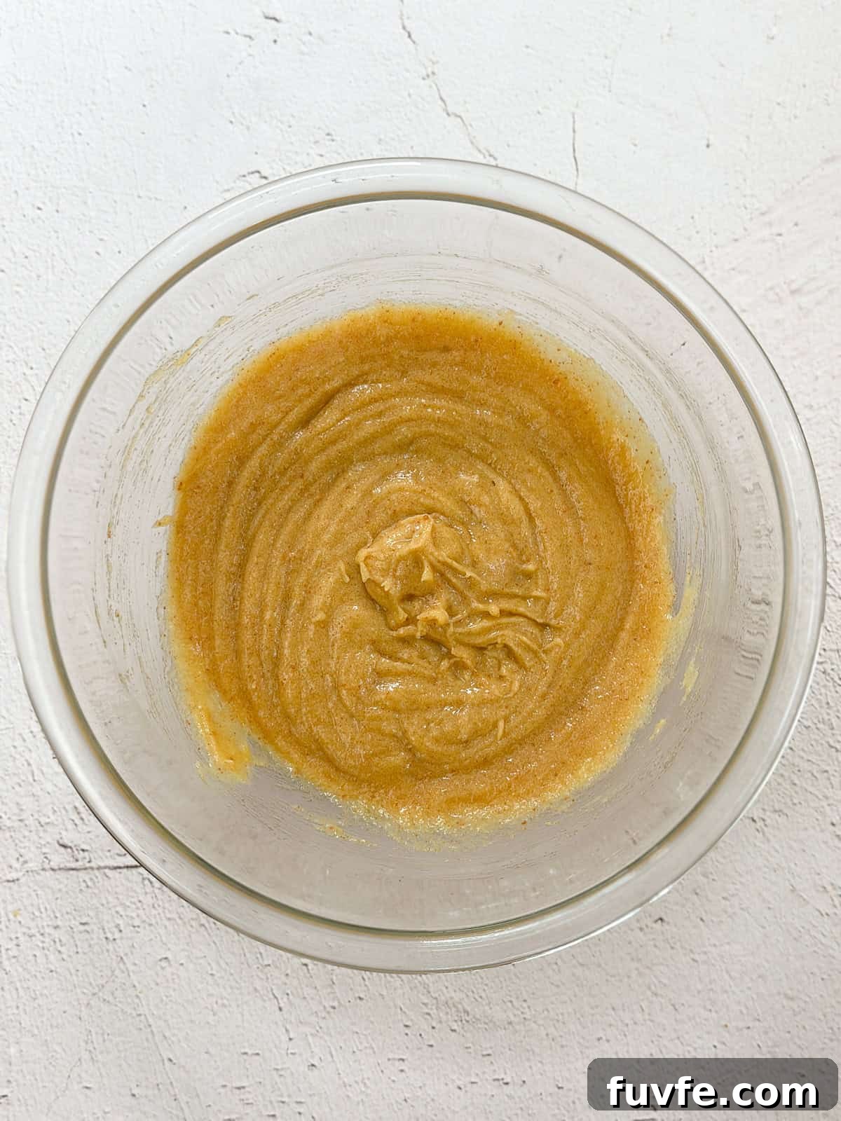 the wet ingredients mixed together.
