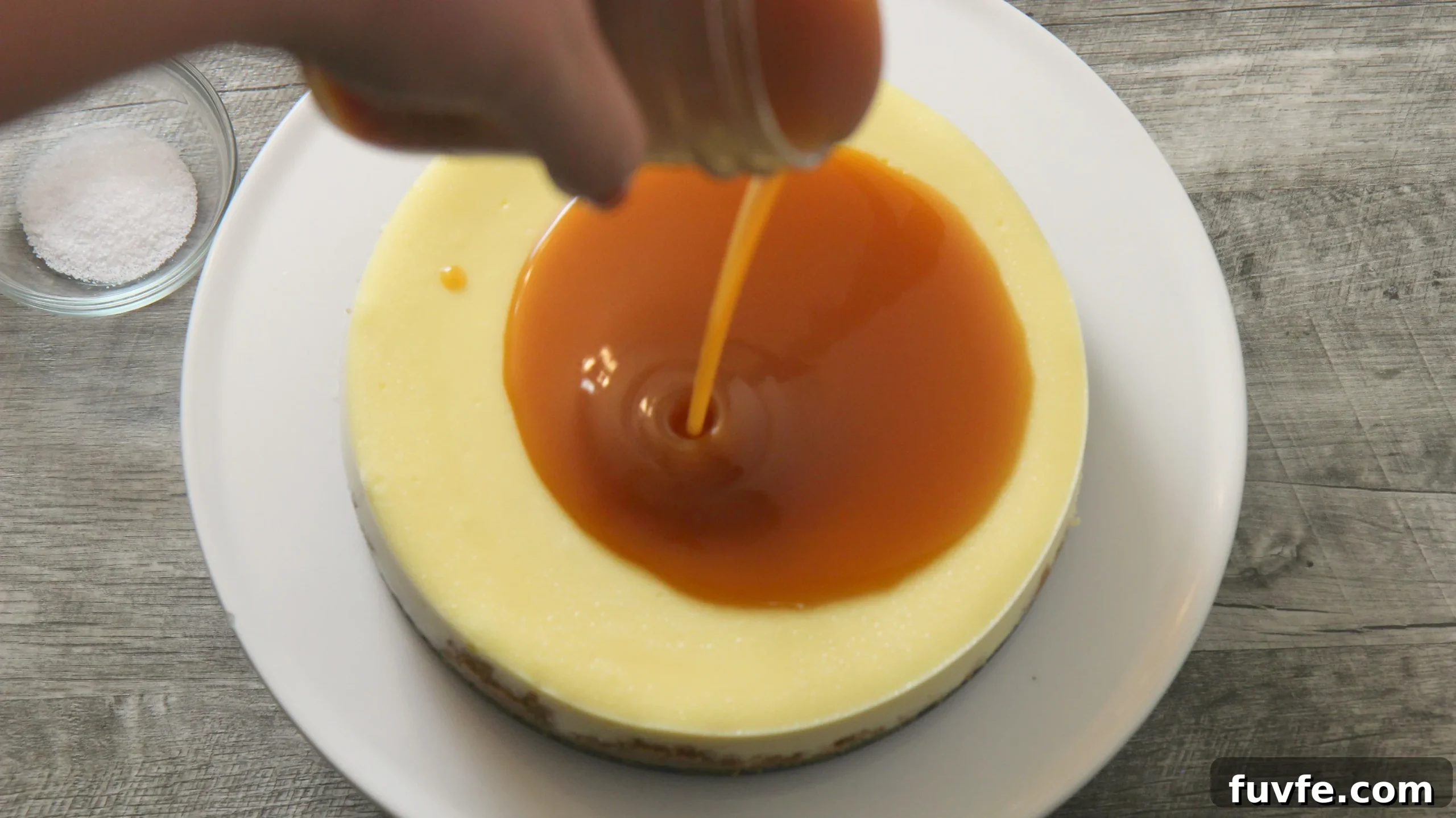 plain cheesecake with caramel drizzle
