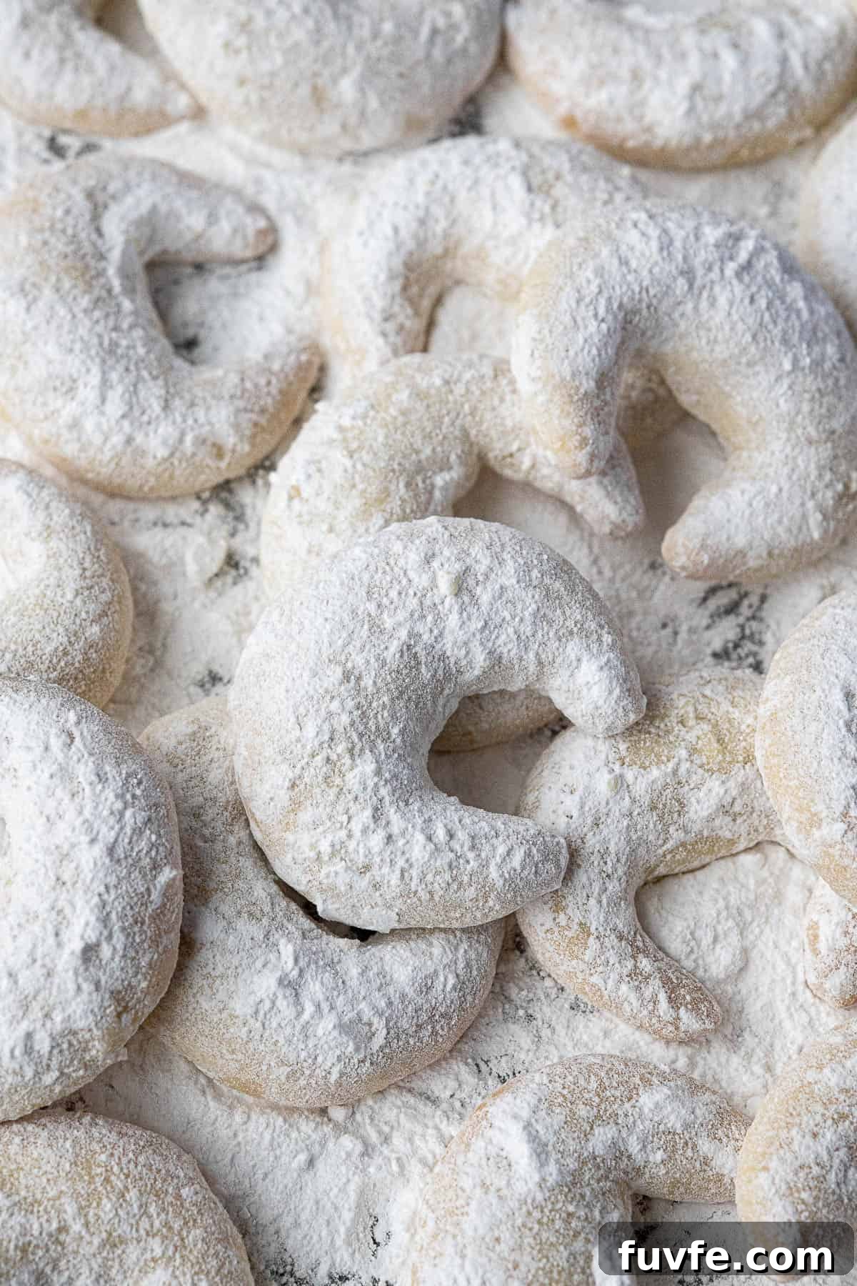 Close up of vanillekipferl.