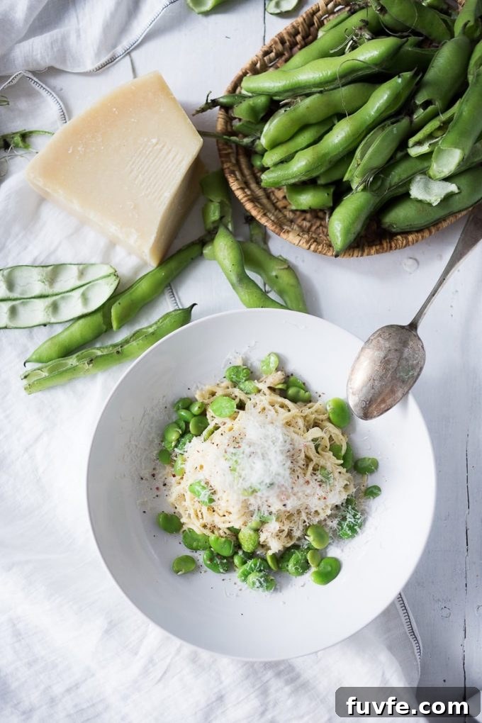 Cacio de Pepe with fava beans in a bowl