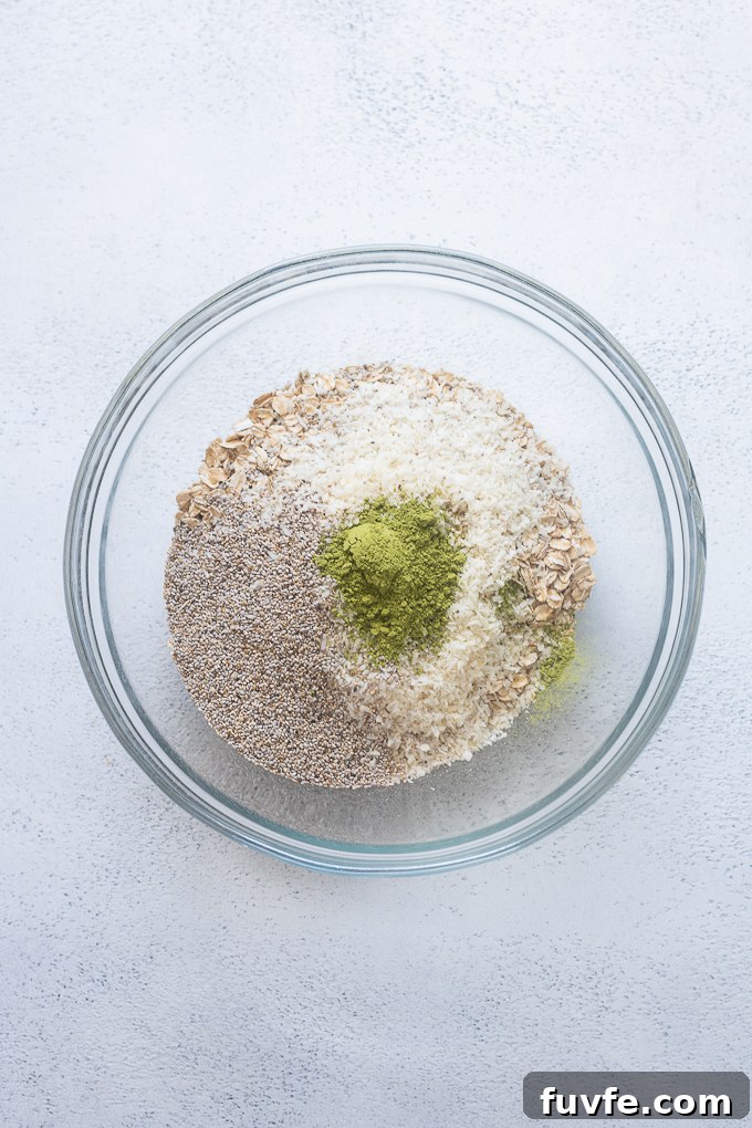 Matcha Overnight Oats Recipe: Creamy No-Cook Breakfast 4 Matcha overnight oat recipe ingredients in a bowl.