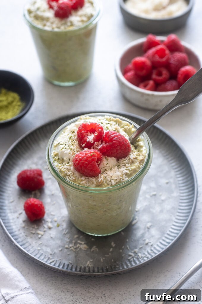 Matcha Overnight Oats Recipe: Creamy No-Cook Breakfast 9 Overnight oats with matcha green tea and coconut.