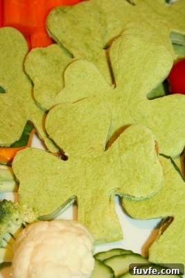 Shamrock Snacks to Celebrate St. Patrick's Day 7 shamrock platter