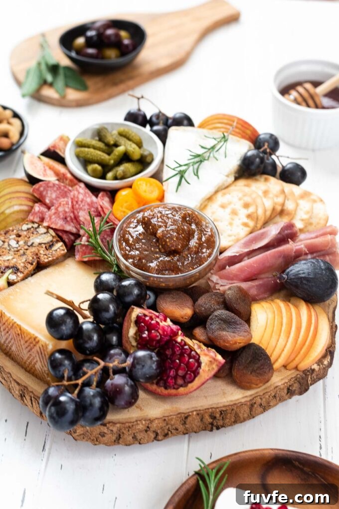 Fall themed charcuterie board.