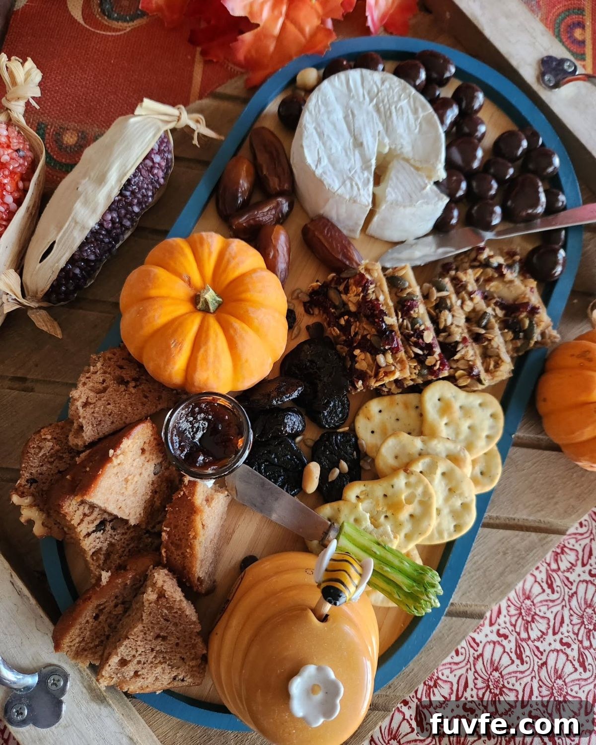 27 Gorgeous Thanksgiving Charcuterie Board Ideas for Entertaining 17 15. Pumpkin Decor