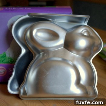 Wilton 3D Bunny Cake Pan: How to Bake & Decorate a Bunny Cake 3 Wilton 3D Bunny Pan