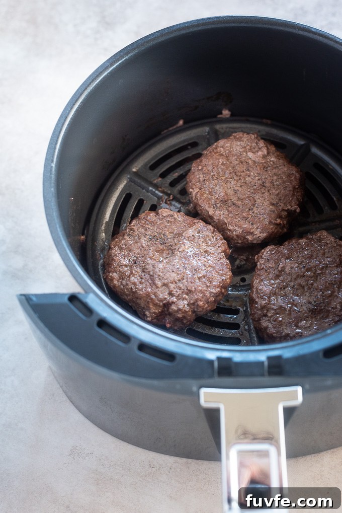 Hamburgers in air fryer