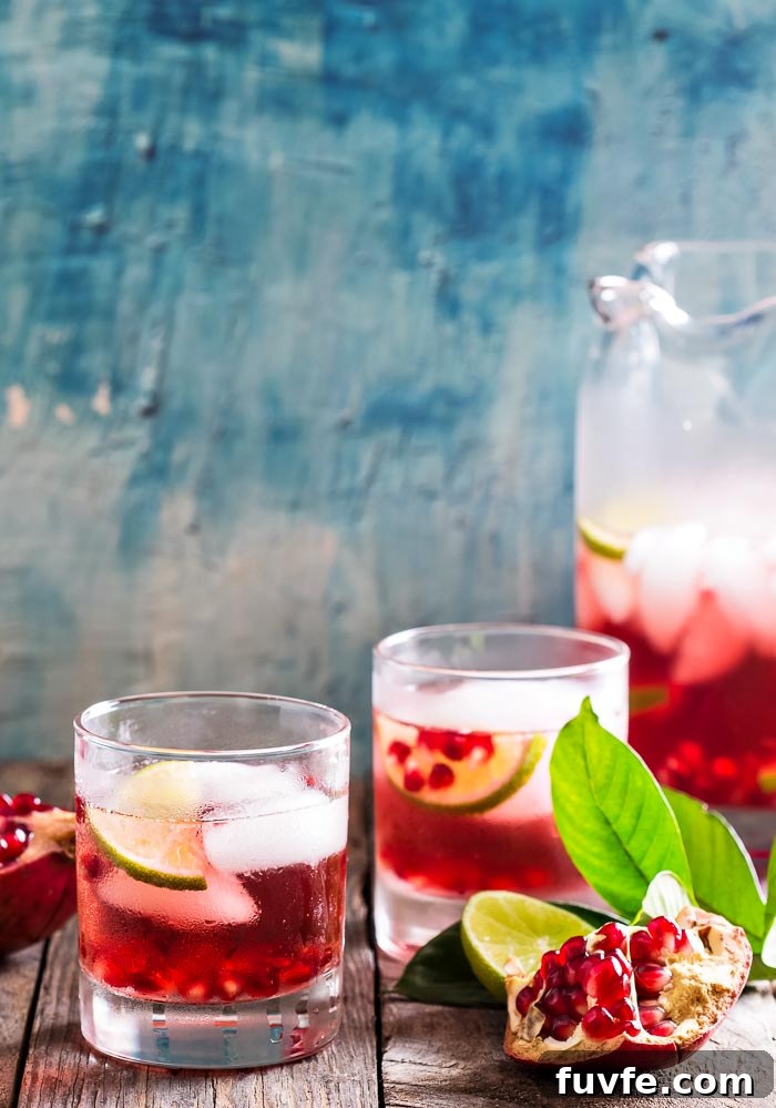 How To Make Pomegranate Margarita Cocktails