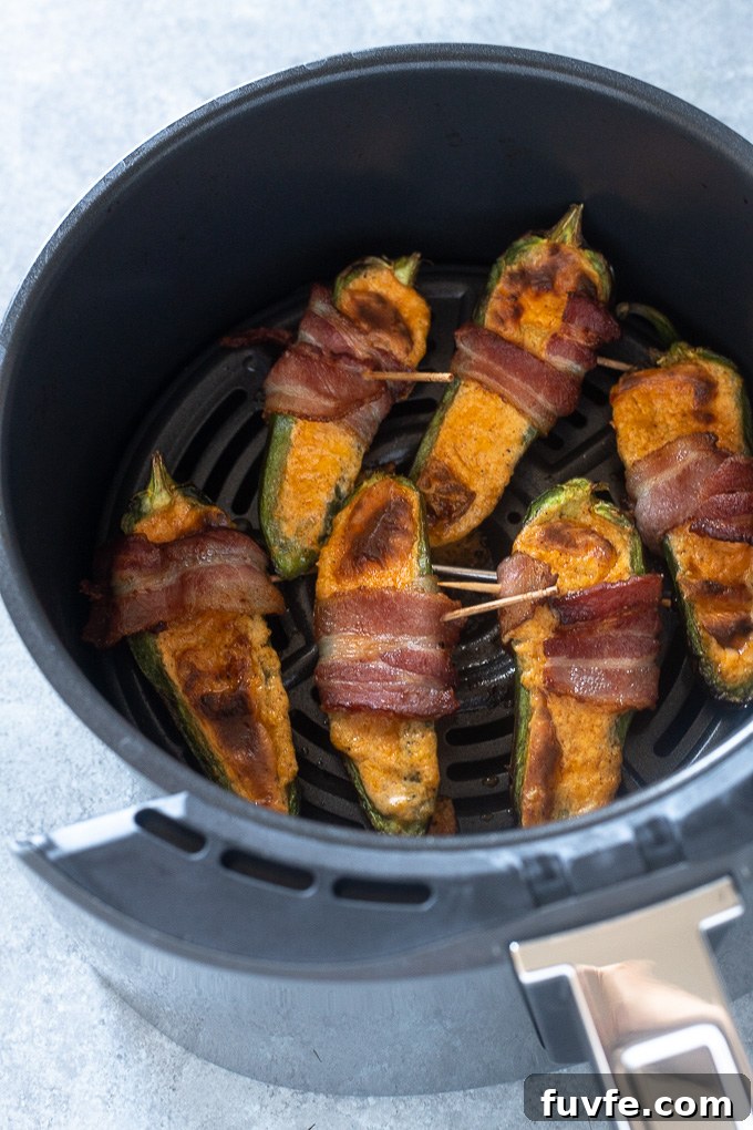 Crispy Air Fryer Jalapeño Poppers Recipe 6 Jalapeño poppers in air fryer