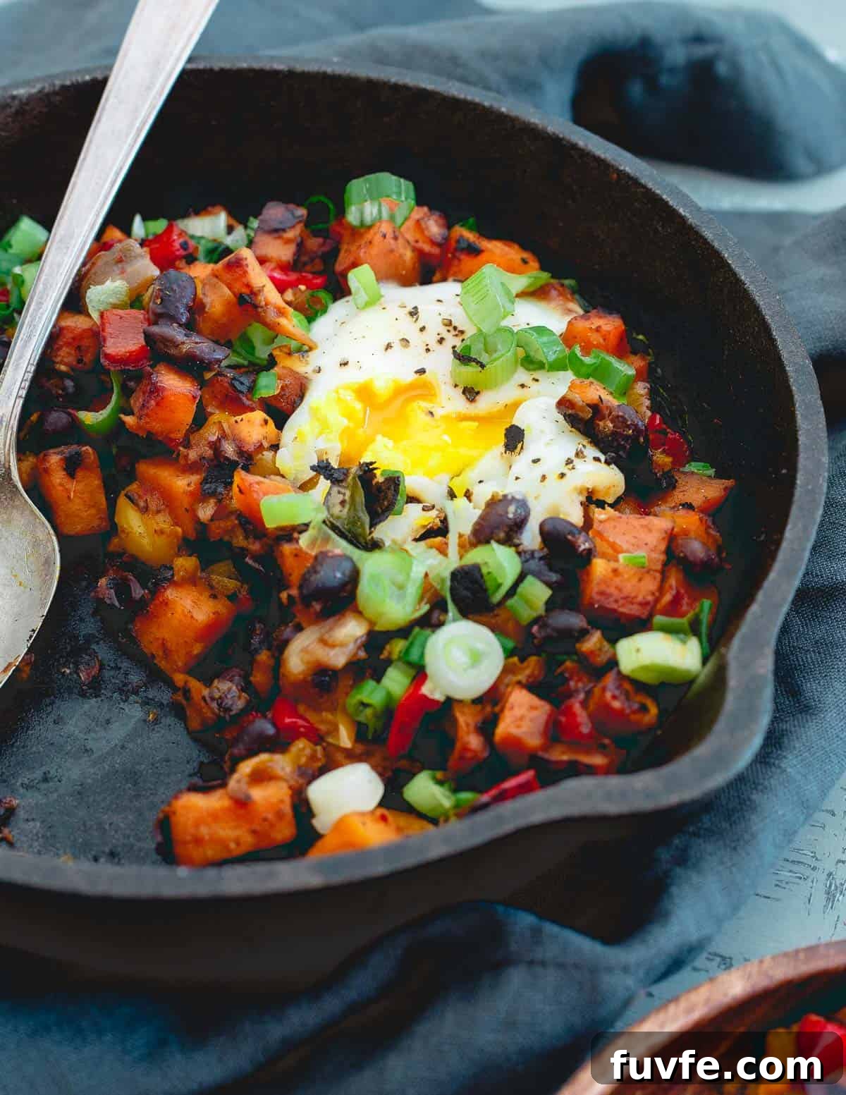 This harissa sweet potato hash is a simple, comforting meal great for breakfast, lunch or dinner!