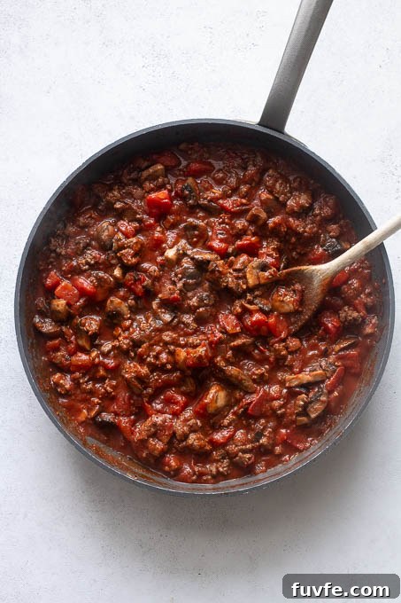 Tomato sauce beef mixture for spaghetti squash casserole