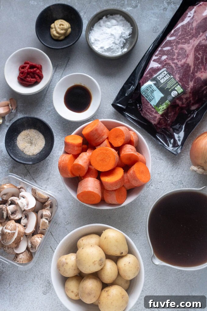 Slow cooker beef pot roast recipe ingredients.