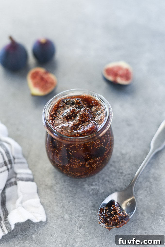 Fig preserves in a jar
